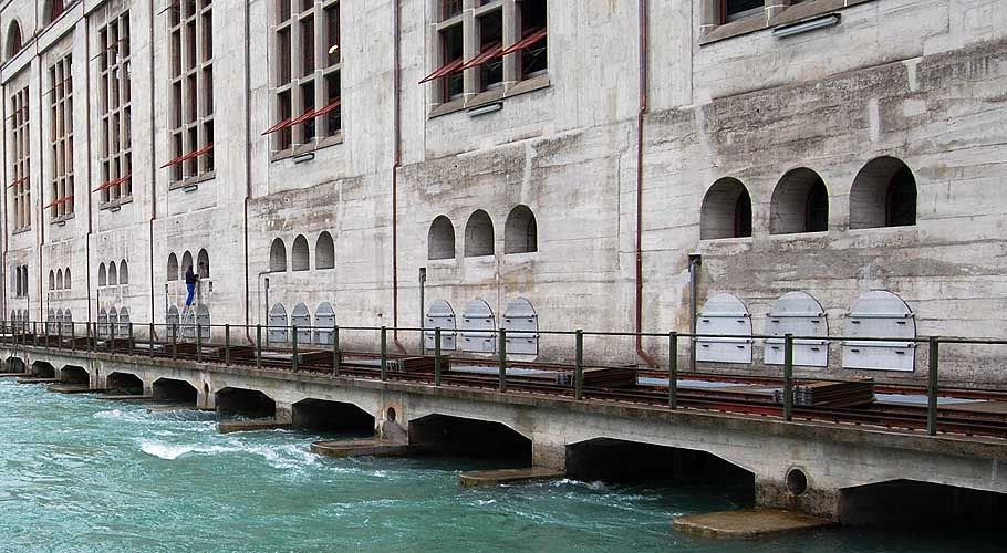  Centrale hydroélectrique de Mühleberg, Suisse